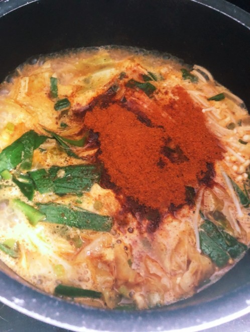 辛辛魚の豚肉鶏団子鍋 レシピ 作り方 By カシさん クックパッド 簡単おいしいみんなのレシピが375万品
