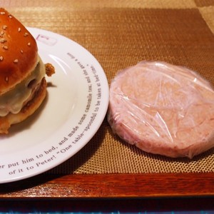 冷凍保存で簡単 ハンバーガー パテ レシピ 作り方 By Shuge クックパッド 簡単おいしいみんなのレシピが355万品