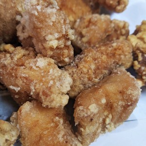 誰もがお肉と間違える もうかさめの唐揚げ レシピ 作り方 By Hmaruuo クックパッド 簡単おいしいみんなのレシピが354万品
