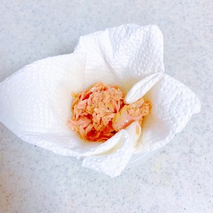 早ワザ ツナ缶の油切り レシピ 作り方 By はちゅっこ クックパッド 簡単おいしいみんなのレシピが356万品