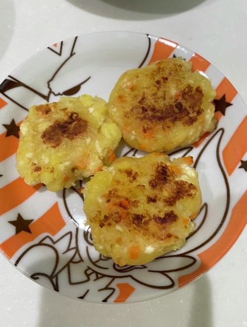 レンジでじゃがいものおやき 離乳食後期 レシピ 作り方 By Mamaannu29 クックパッド 簡単おいしいみんなのレシピが376万品