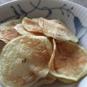 レンジで簡単 揚げないポテトチップス レシピ 作り方 By Marrietty クックパッド 簡単おいしいみんなのレシピが355万品