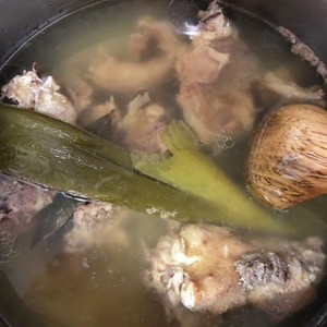 基本のボーンブロス 鶏ガラver レシピ 作り方 By 沖縄嫁shiori クックパッド 簡単おいしいみんなのレシピが360万品