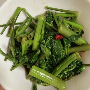 秒殺 空芯菜 あさがお菜 で青菜炒め レシピ 作り方 By いなれい クックパッド 簡単おいしいみんなのレシピが357万品