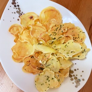 オーブンで揚げないポテトチップス レシピ 作り方 By ろっくる クックパッド 簡単おいしいみんなのレシピが360万品