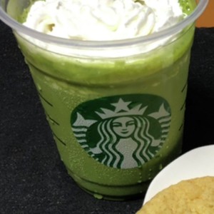 材料5つ スタバ風抹茶フラペチーノ レシピ 作り方 By Norinoribear クックパッド 簡単おいしいみんなのレシピが360万品