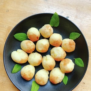もっちもち 米粉でじゃが芋ポンデケージョ レシピ 作り方 By りょーーーこ クックパッド 簡単おいしいみんなのレシピが360万品