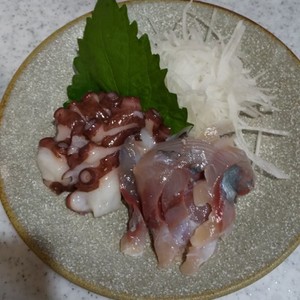 ワカシの刺身 三枚おろし レシピ 作り方 By 藤井２１ クックパッド 簡単おいしいみんなのレシピが361万品