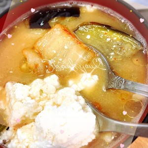 味噌汁にキムチとカッテージチーズを乗せて レシピ 作り方 By あーこ姐 クックパッド 簡単おいしいみんなのレシピが357万品