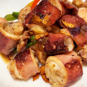 ボイルヤリイカのニンニク醤油炒め レシピ 作り方 By Gaito クックパッド 簡単おいしいみんなのレシピが356万品