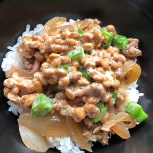 めんつゆで簡単つゆだく牛丼 レシピ 作り方 By Cook Maya クックパッド 簡単おいしいみんなのレシピが367万品