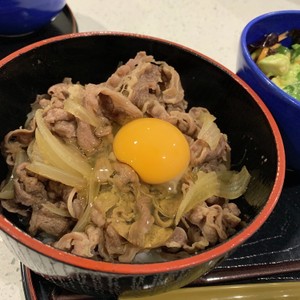 めんつゆで簡単 即席10分 吉野家風牛丼 レシピ 作り方 By 三月兎 クックパッド 簡単おいしいみんなのレシピが360万品