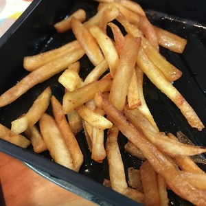 冷めたマックポテトリメイク バター醤油 レシピ 作り方 By テトラとラフィ クックパッド 簡単おいしいみんなのレシピが360万品
