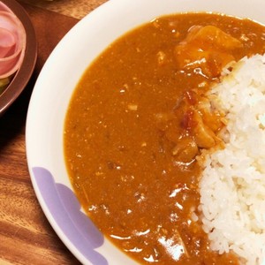 市販ルーとトマト缶でバターチキンカレー レシピ 作り方 By Mamawami クックパッド 簡単おいしいみんなのレシピが360万品