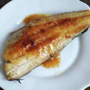 ほっけのレモンバター醤油 レシピ 作り方 By Olive11 クックパッド 簡単おいしいみんなのレシピが364万品