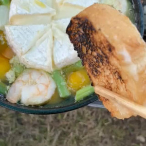 キャンプでカマンベールのアヒージョ簡単 レシピ 作り方 By そやじ クックパッド 簡単おいしいみんなのレシピが360万品