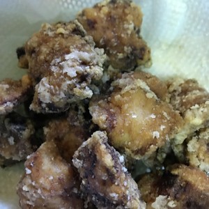 誰もがお肉と間違える もうかさめの唐揚げ レシピ 作り方 By Hmaruuo クックパッド 簡単おいしいみんなのレシピが361万品