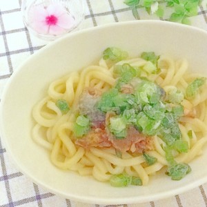 サバ味噌バターうどん サバ缶使用 レシピ 作り方 By Kotoli クックパッド 簡単おいしいみんなのレシピが360万品