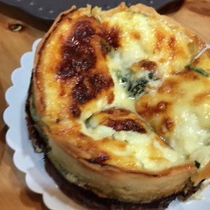 殿堂入 生地から作るホウレン草のキッシュ レシピ 作り方 By モト クックパッド 簡単おいしいみんなのレシピが357万品