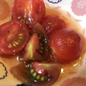 幼児食 トマトだけの簡単サラダ レシピ 作り方 By ぴおね クックパッド 簡単おいしいみんなのレシピが364万品