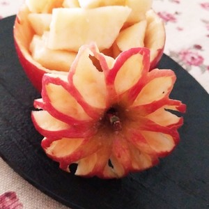 りんご 飾り切りフラワー レシピ 作り方 By ベンジャミン クックパッド 簡単おいしいみんなのレシピが361万品