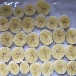 離乳食に便利 冷凍バナナ輪切り 簡単保存 レシピ 作り方 By 苺アイスクリーム クックパッド 簡単おいしいみんなのレシピが360万品