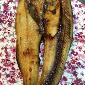 ほっけの干物の焼き方 レシピ 作り方 By ともさきめい クックパッド 簡単おいしいみんなのレシピが359万品