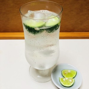 焼酎にもすだち 日本酒にも レシピ 作り方 By にきけん クックパッド 簡単おいしいみんなのレシピが359万品