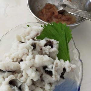 冷たい鱧 はも 湯引き 南高梅肉添え レシピ 作り方 By スパ子 クックパッド 簡単おいしいみんなのレシピが361万品