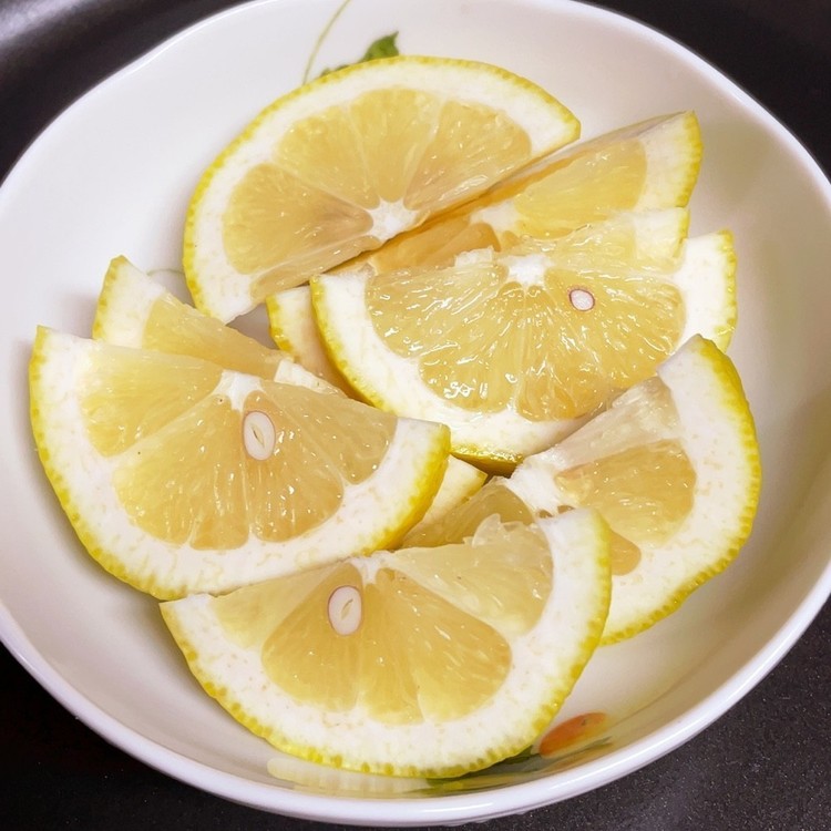 レモンの切り方 レシピ 作り方 By Kebeibiko クックパッド 簡単おいしいみんなのレシピが364万品