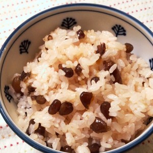 炊飯器で簡単 早い 北海道の甘納豆お赤飯 レシピ 作り方 By そいらて クックパッド 簡単おいしいみんなのレシピが360万品