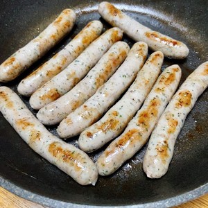 ソーセージ 生ウインナー 美味しい焼き方 レシピ 作り方 By Yummy クックパッド 簡単おいしいみんなのレシピが366万品