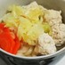 鶏肉とキャベツの鶏ガラニンニク鍋