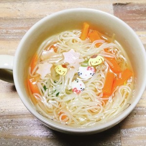 余った素麺と野菜で コンソメスープ レシピ 作り方 By ゆんやともも クックパッド 簡単おいしいみんなのレシピが360万品