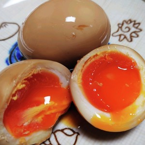 にんにく醤油で作る 極旨 半熟煮卵 レシピ 作り方 By にんにくのよしだ家 クックパッド 簡単おいしいみんなのレシピが366万品