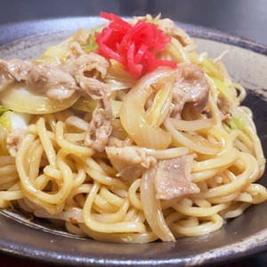 市販のスープと生麺で 焼きラーメン レシピ 作り方 By 主夫のれしぴ クックパッド 簡単おいしいみんなのレシピが370万品