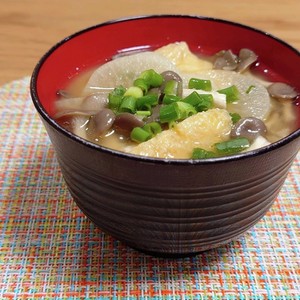 ひらたけと大根の味噌汁 レシピ 作り方 By お魚キッチン クックパッド 簡単おいしいみんなのレシピが366万品