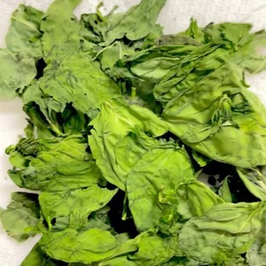 チンして簡単 黒くならない乾燥バジル保存 レシピ 作り方 By 無農薬野菜もうり農園 クックパッド 簡単おいしいみんなのレシピが361万品