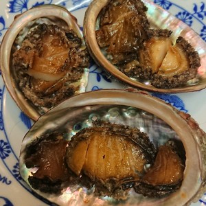 アワビのバター焼き 肝醤油のソース レシピ 作り方 By 給糧艦夕立 クックパッド 簡単おいしいみんなのレシピが364万品