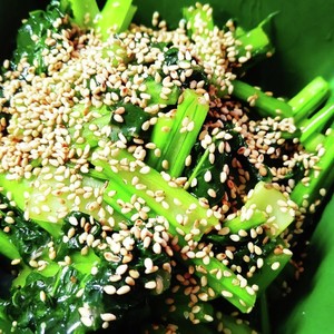 子ども喜ぶ野菜の副菜 小松菜ひき肉炒め レシピ 作り方 By クックbtwg6n クックパッド 簡単おいしいみんなのレシピが366万品