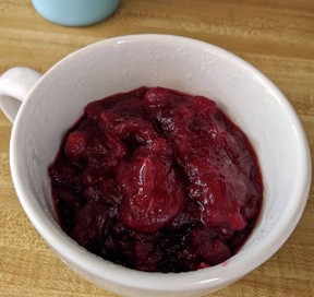 クランベリーパイナップルソースのレシピ