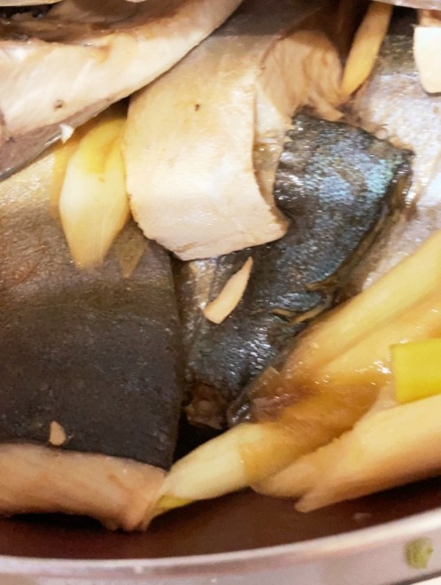 超ウマ ブリのにんにく照り焼き レシピ 作り方 By みなろーる クックパッド 簡単おいしいみんなのレシピが377万品