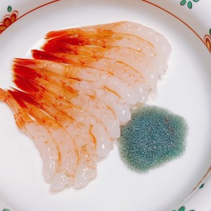 甘エビの剥き方 お刺身用 レシピ 作り方 By ズボラダイエッター クックパッド 簡単おいしいみんなのレシピが364万品