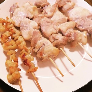 オーブンで焼く焼鳥の作り方 塩 たれ レシピ 作り方 By Miella クックパッド 簡単おいしいみんなのレシピが366万品
