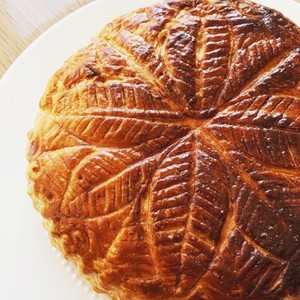 フランス ガレットデロワ レシピ 作り方 By Alice クックパッド 簡単おいしいみんなのレシピが366万品