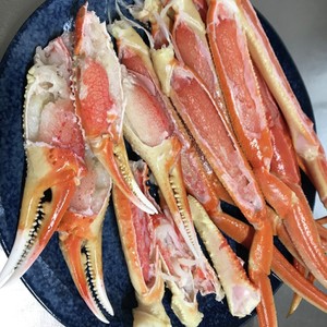 裏ワザで超簡単 カニのさばき方 食べ方 レシピ 作り方 By まこりんとペン子 クックパッド 簡単おいしいみんなのレシピが364万品