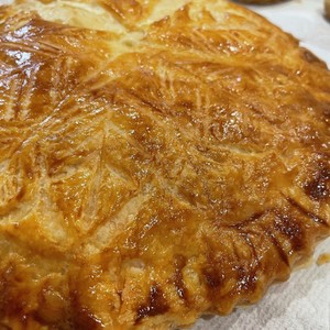 フランス ガレットデロワ レシピ 作り方 By Alice クックパッド 簡単おいしいみんなのレシピが366万品