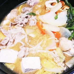 絶品 まつや とり野菜みそ風 鍋 レシピ 作り方 By Coto Sawa クックパッド 簡単おいしいみんなのレシピが366万品