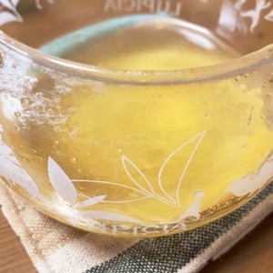めっちゃ効く 喉の痛みに濃い蜂蜜レモン レシピ 作り方 By ぱつ えり クックパッド 簡単おいしいみんなのレシピが365万品