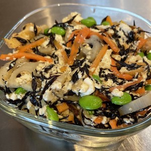 セブン再現 6種具材の豆腐とひじきの煮物 レシピ 作り方 By クックpk8uqe クックパッド 簡単おいしいみんなのレシピが371万品